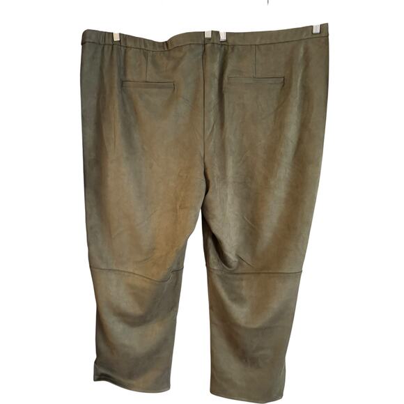 Isaac Mizrahi Live! Women’s Faux Suede Straight Ankle Pants Size 32W Olive - Picture 3 of 6